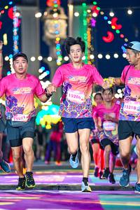 BIB: 15206, 15218, 19071
                            <button type="button" onclick="openModal(24686896)" class="btn btn-primary btn-sm float-right btn-popup" data-toggle="modal" data-target=".modal-high-quality">
                        <i class="fas fa-shopping-cart"></i> Add to Cart
                    </button>
                                            <button type="button" onclick="isThisMe(24686896, true)" class="btn btn-success btn-sm float-right btn-popup btn-isme hidden" data-toggle="tooltip" data-placement="bottom" title="นี่คือรูปของคุณใช่ไหม คลิกที่นี่เพื่อเอาเข้าอัลบั้ม">
                        <i class="fas fa-plus"></i> Add to album
                    </button>
                    <button type="button" onclick="isThisMe(24686896, false)" class="btn btn-warning btn-sm float-right btn-popup btn-isnotme hidden">
                        <i class="fas fa-ban"></i> Remove from album
                    </button>